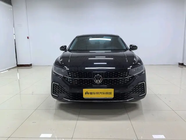 Volkswagen Passat  из Китая