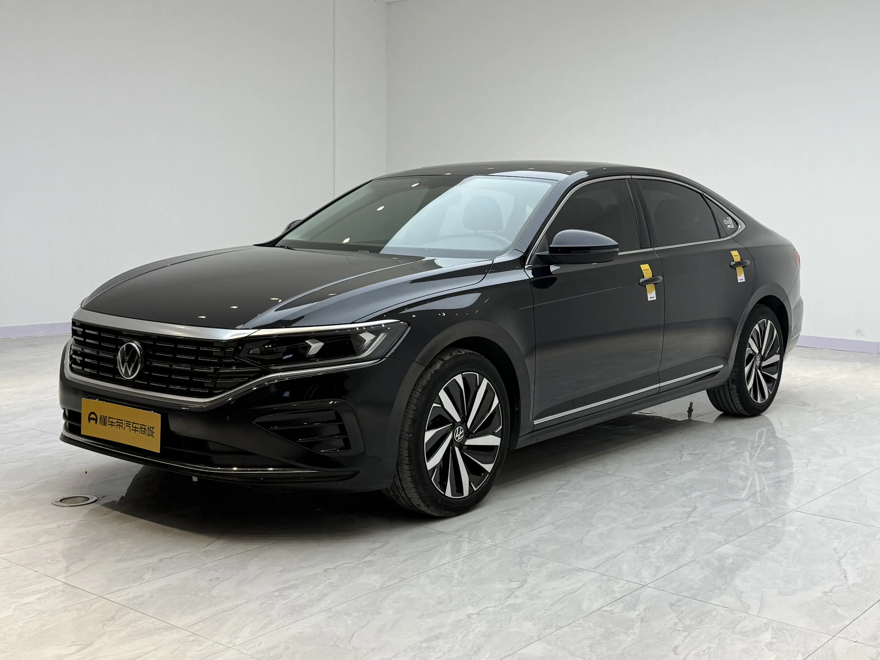 Volkswagen Passat  из Китая