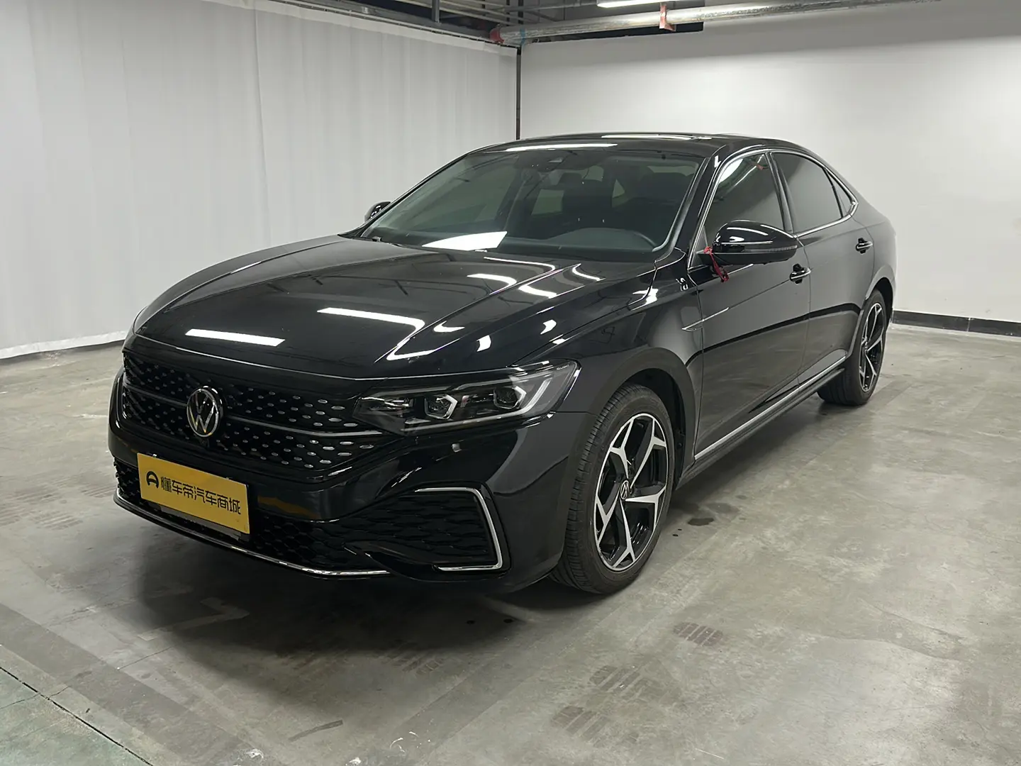 Volkswagen Passat  из Китая