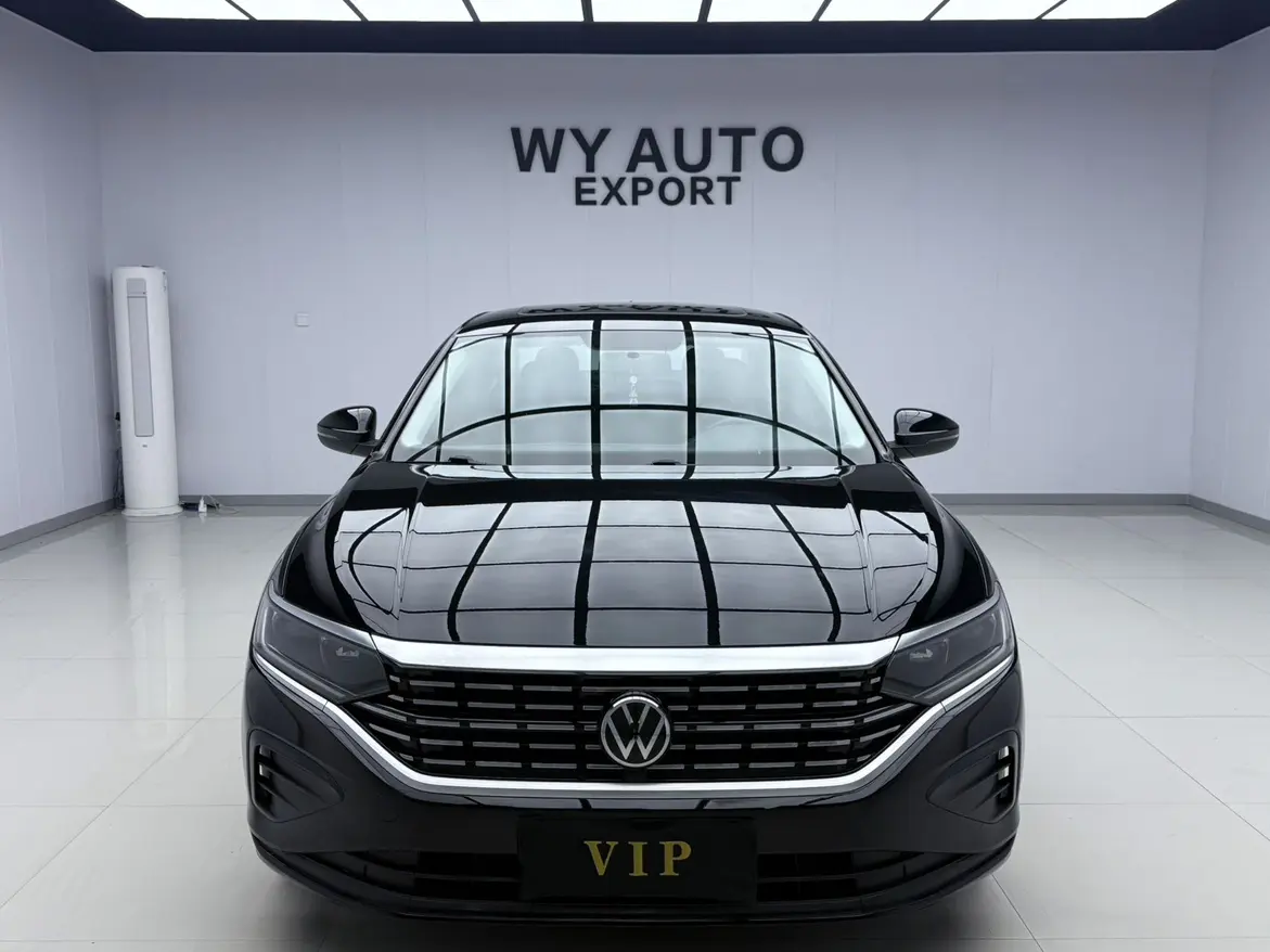 Volkswagen Passat  из Китая