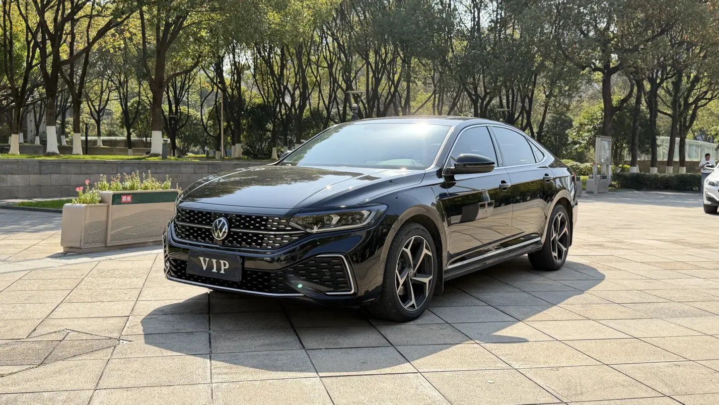 Volkswagen Passat  из Китая