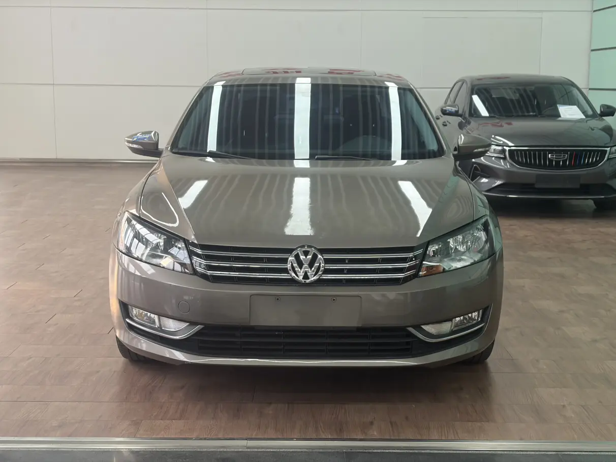 Volkswagen Passat  из Китая