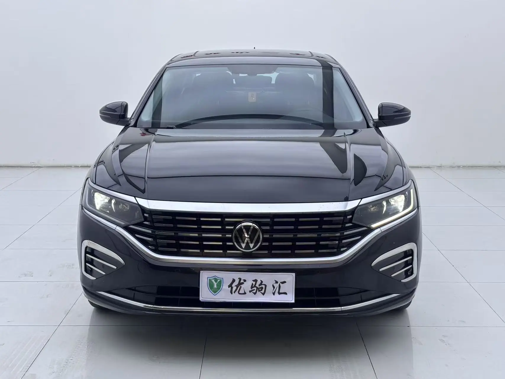 Volkswagen Passat  из Китая