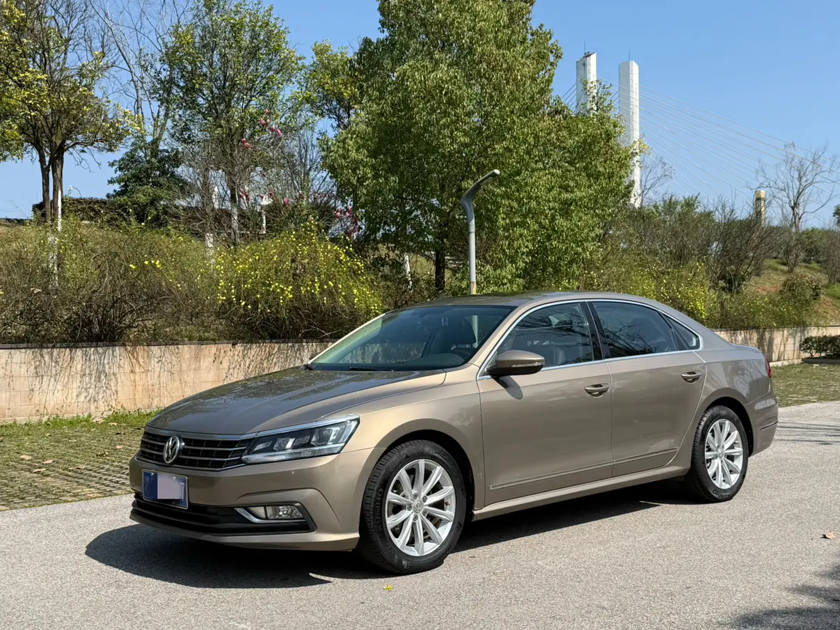 Volkswagen Passat  из Китая