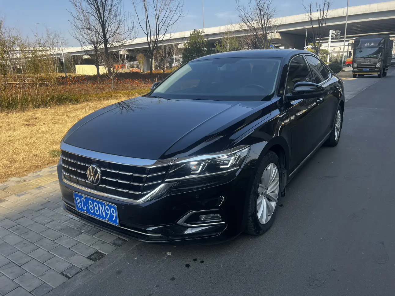 Volkswagen Passat  из Китая