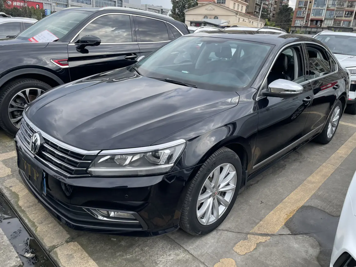 Volkswagen Passat  из Китая