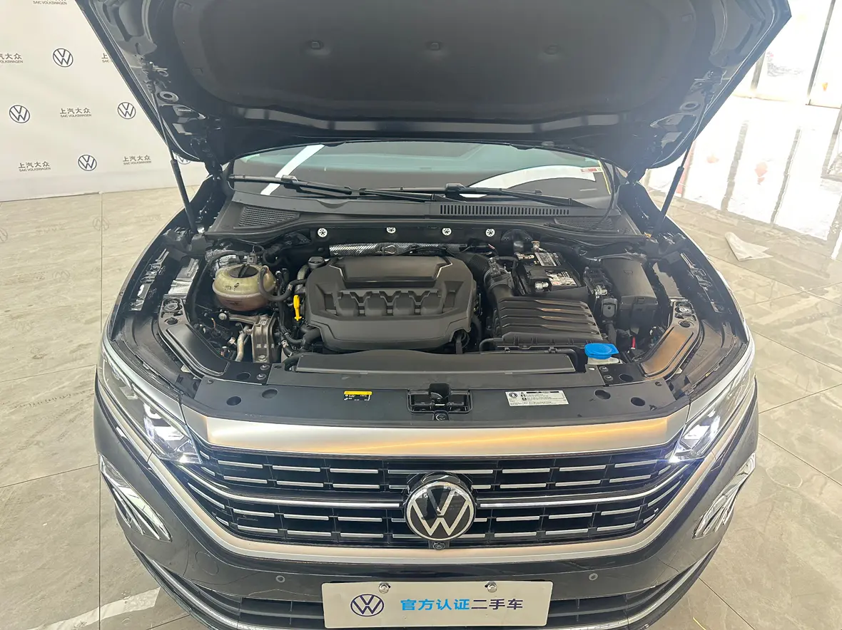 Volkswagen Passat  из Китая