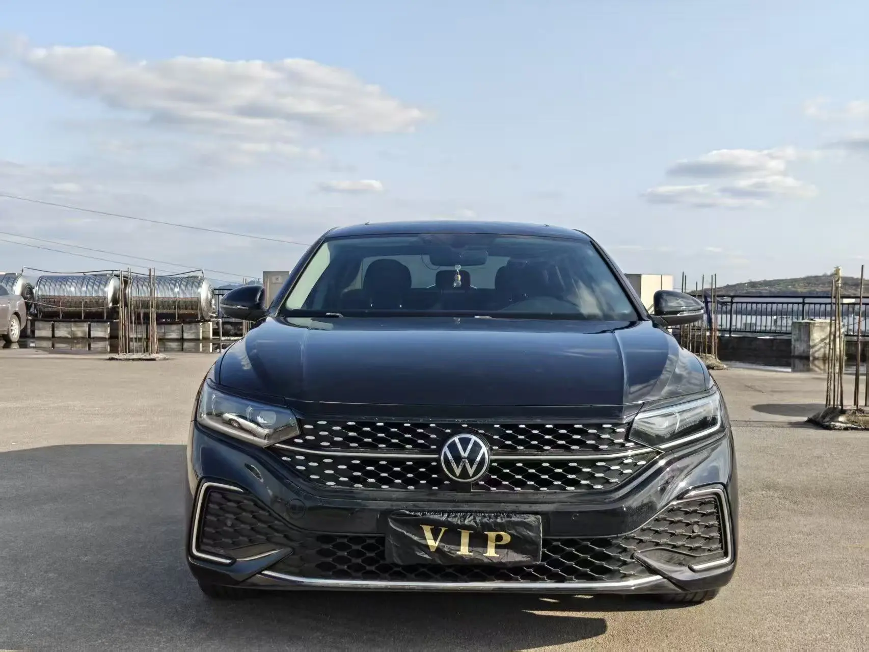 Volkswagen Passat  из Китая