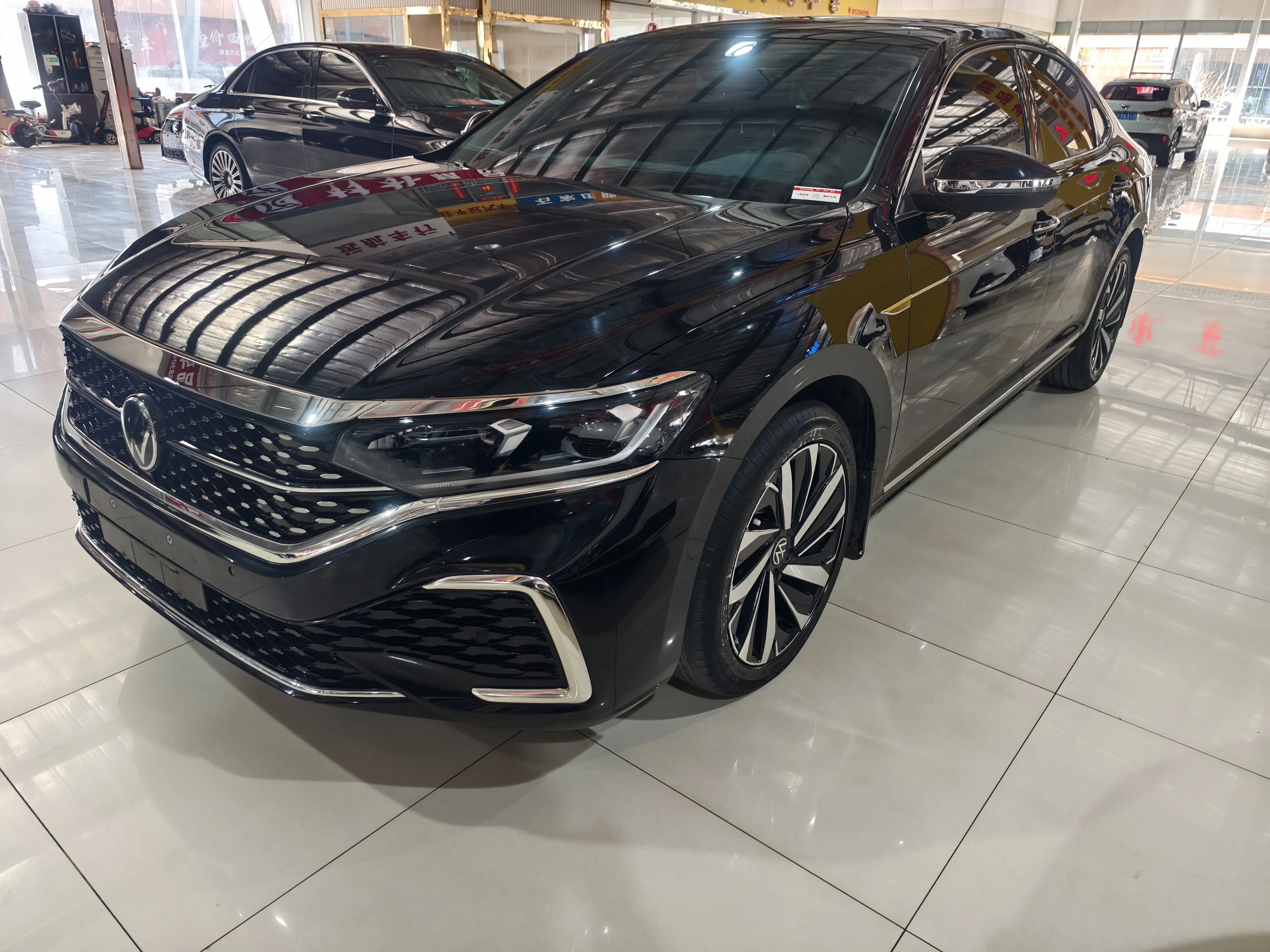 Volkswagen Passat  из Китая