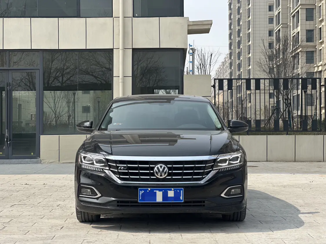 Volkswagen Passat  из Китая