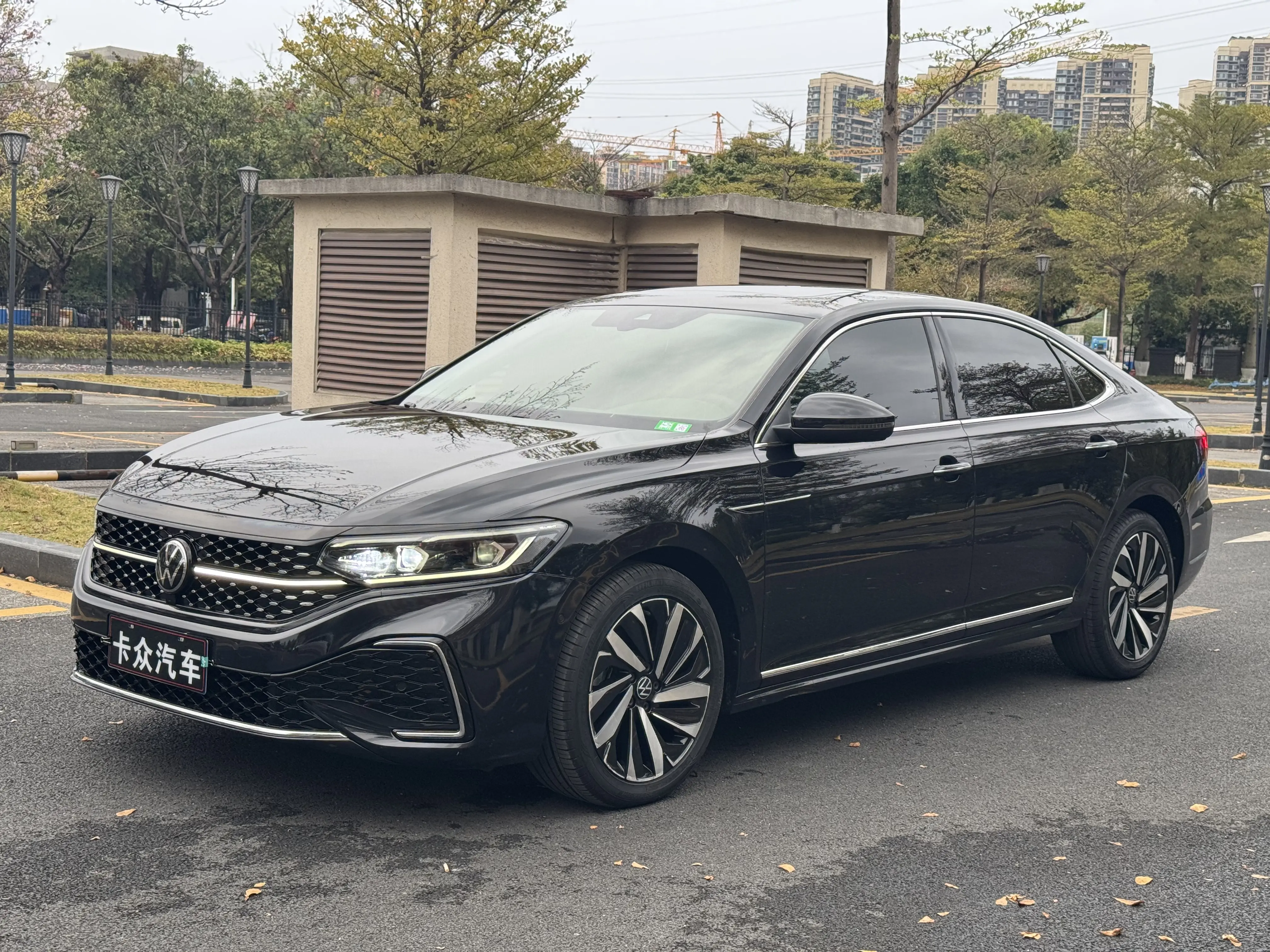 Volkswagen Passat  из Китая