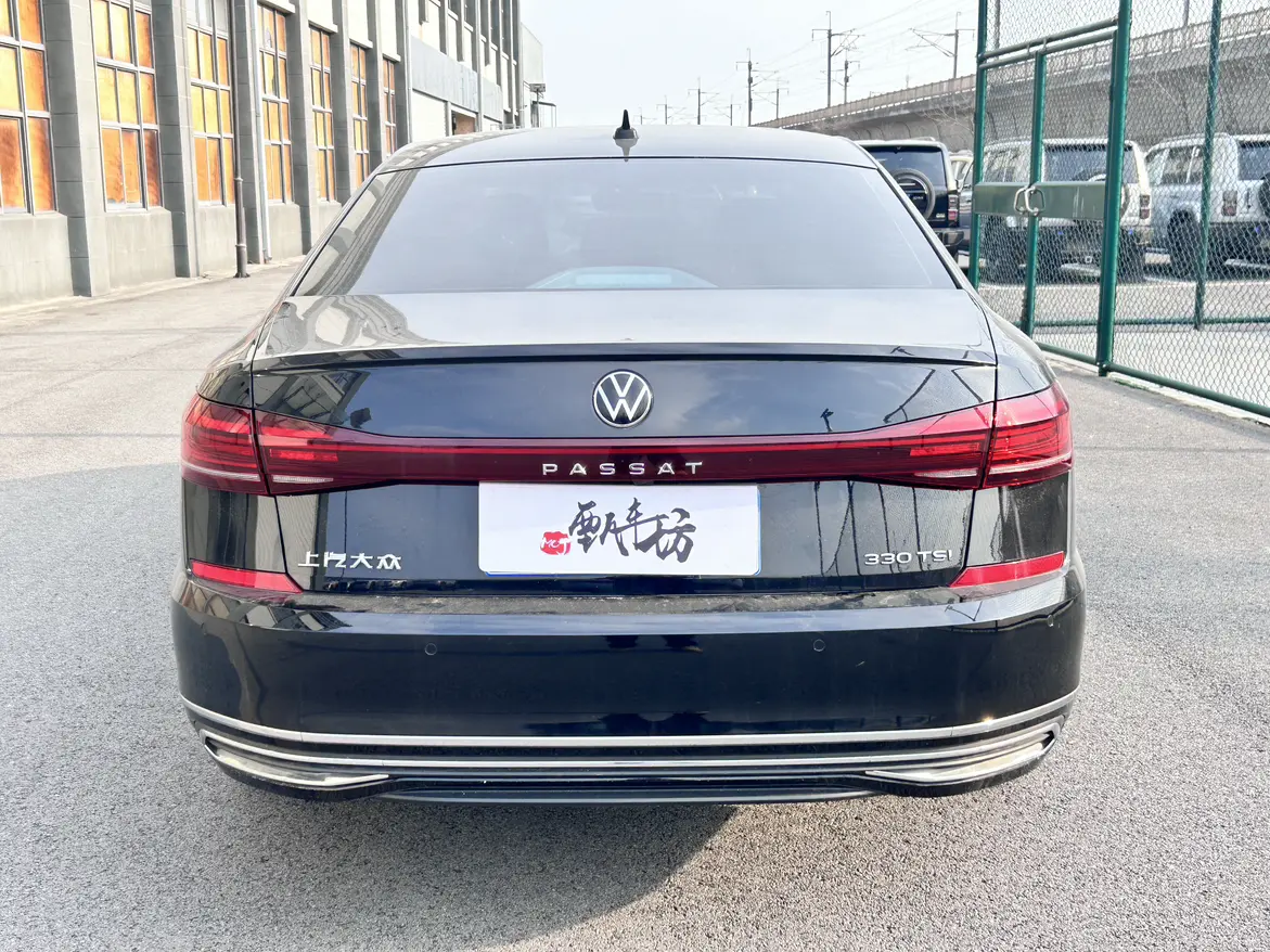 Volkswagen Passat  из Китая