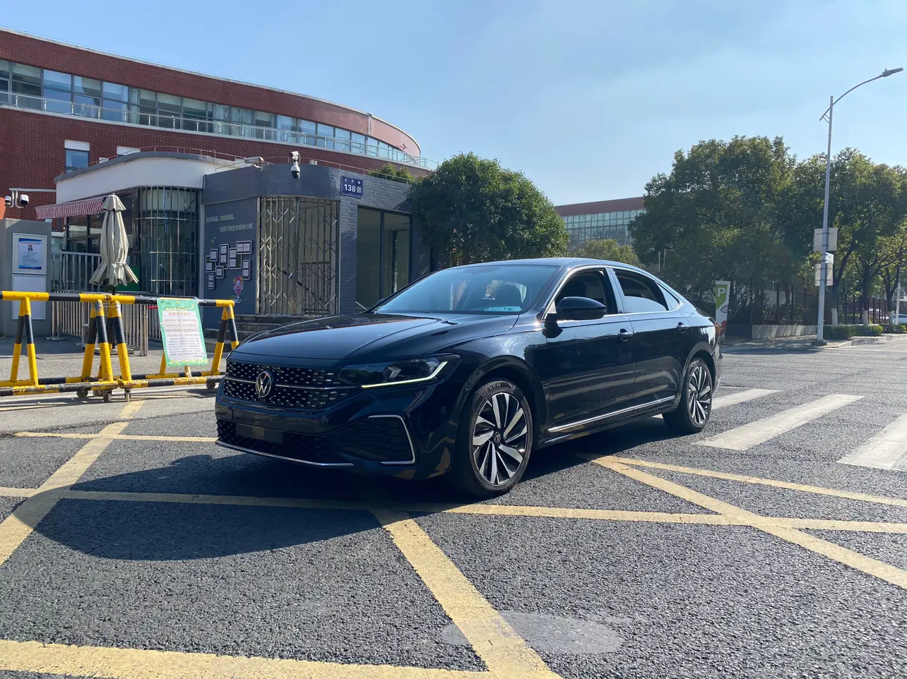 Volkswagen Passat  из Китая