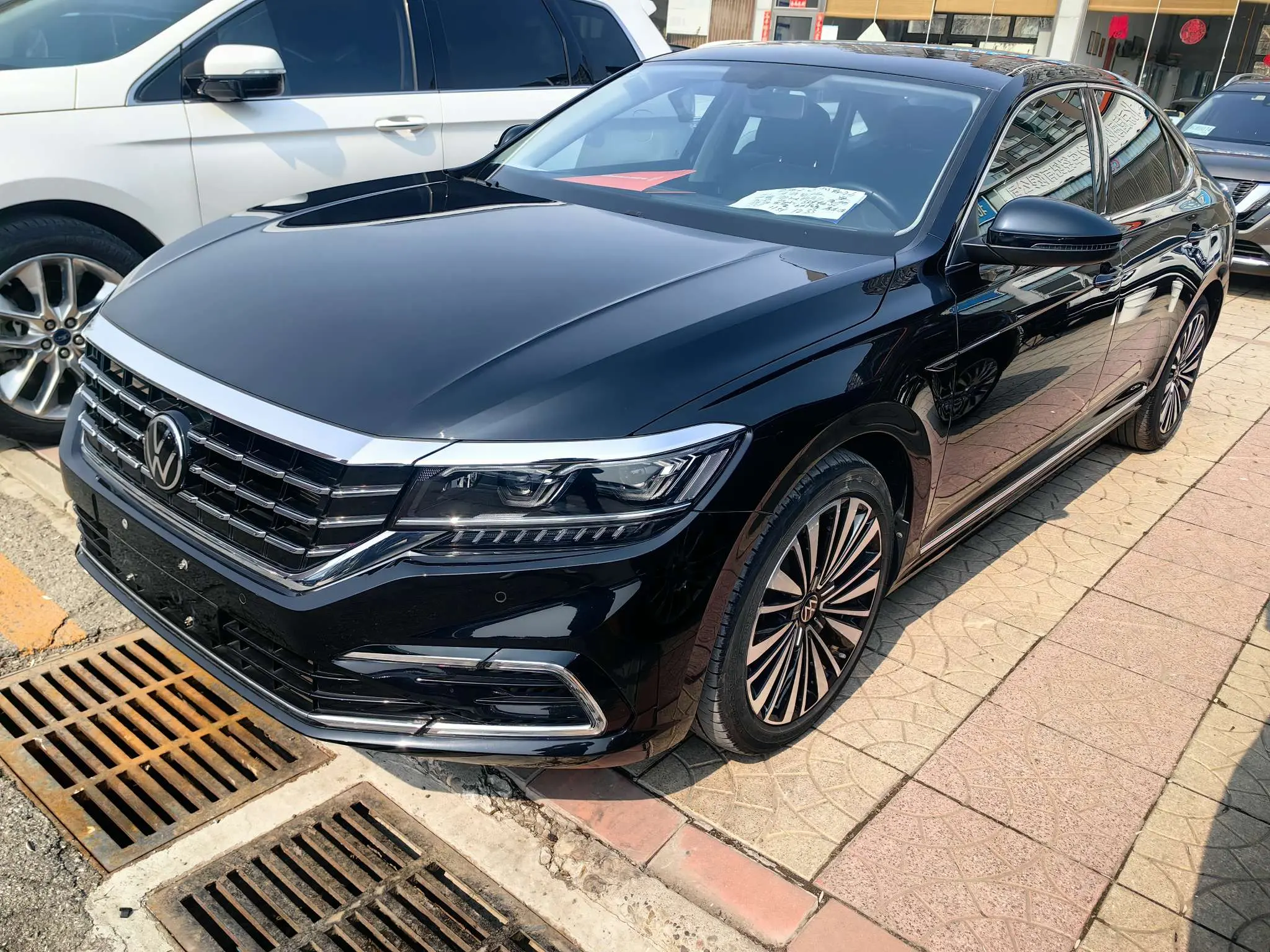 Volkswagen Passat  из Китая