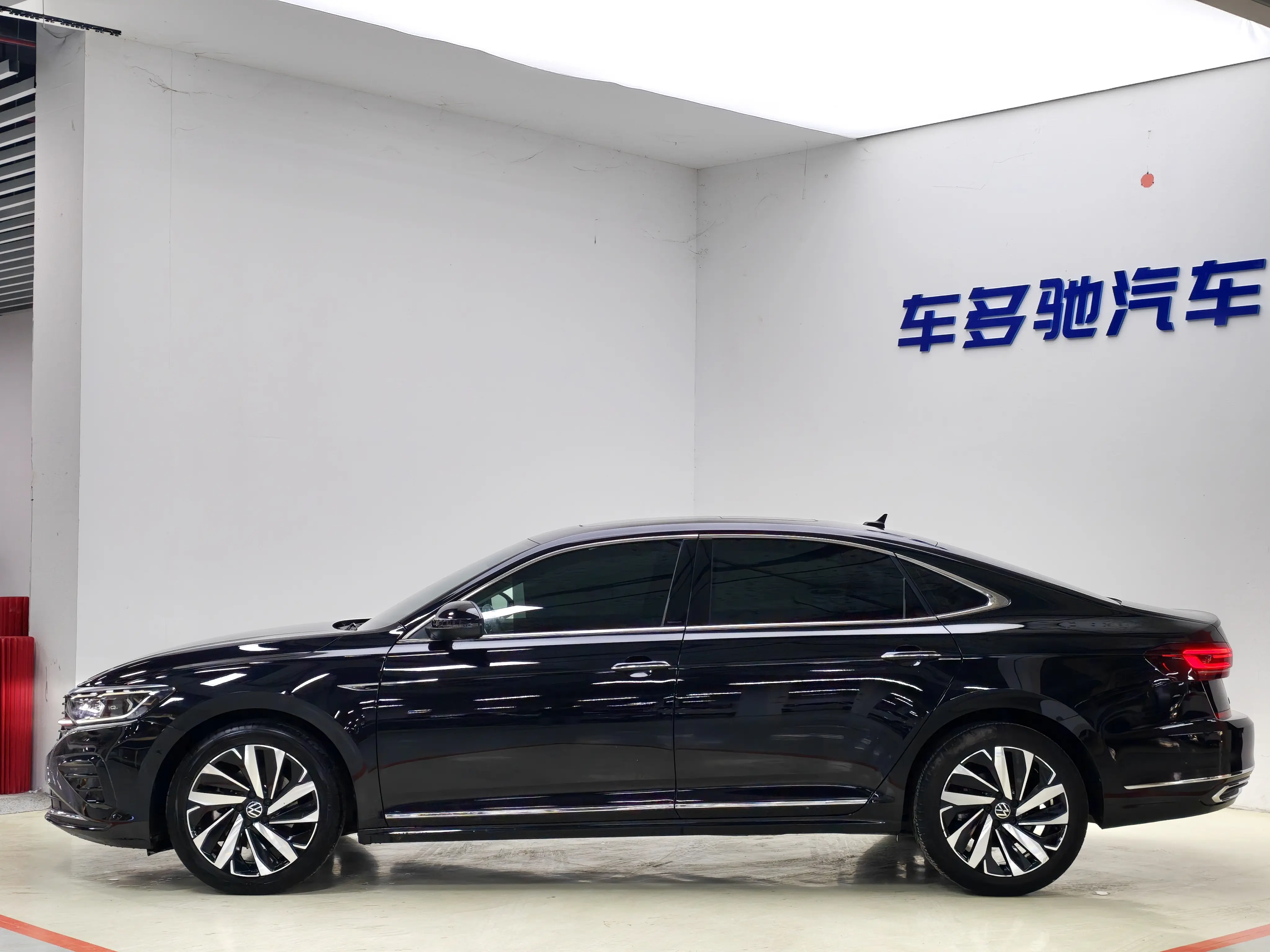 Volkswagen Passat  из Китая