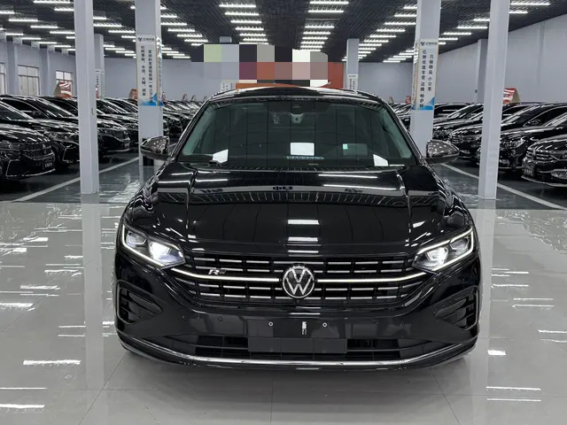 Volkswagen Passat  из Китая