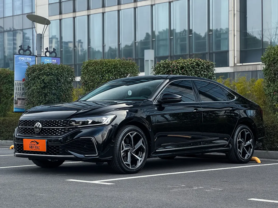 Volkswagen Passat  из Китая