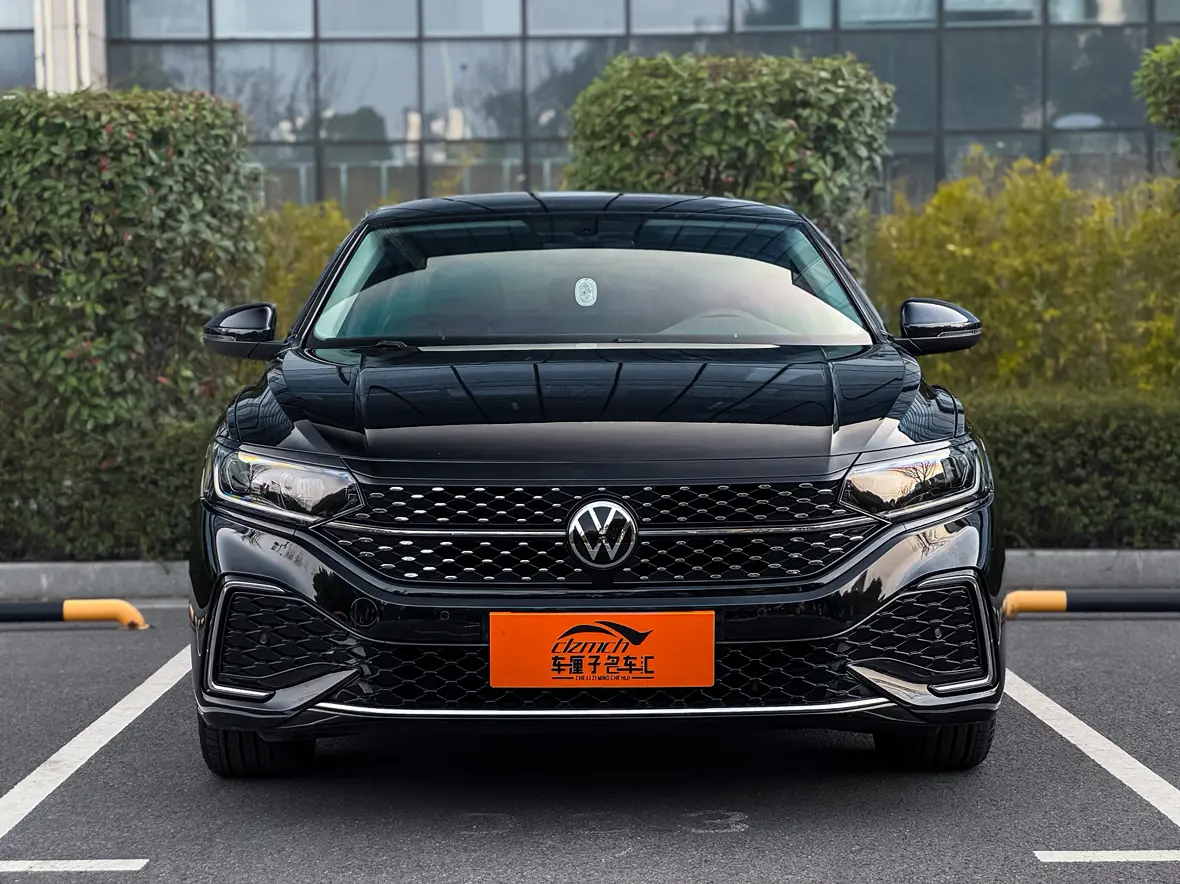 Volkswagen Passat  из Китая