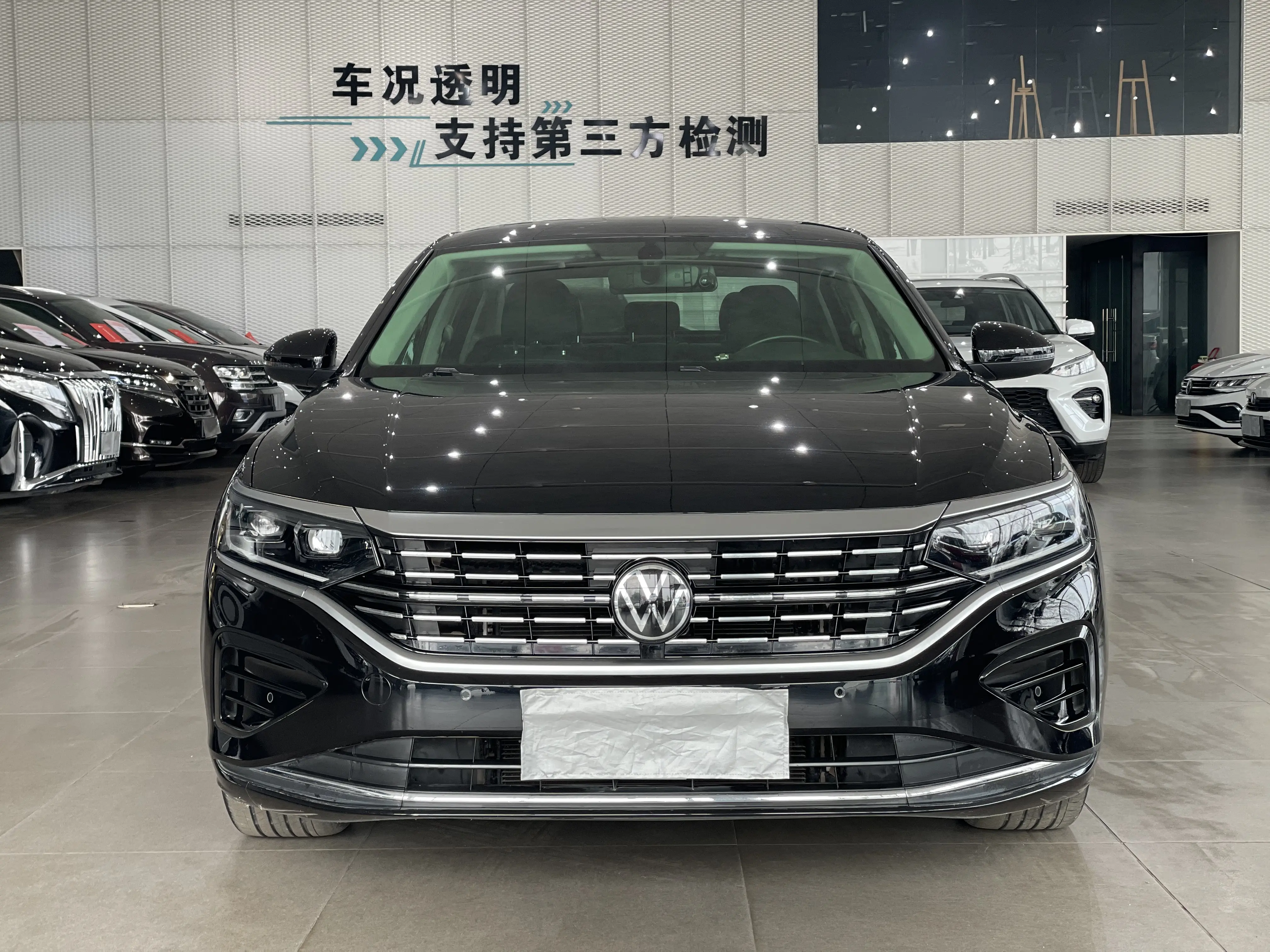 Volkswagen Passat  из Китая