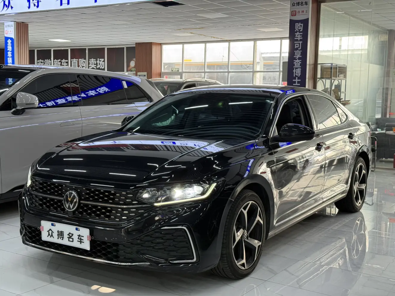 Volkswagen Passat  из Китая