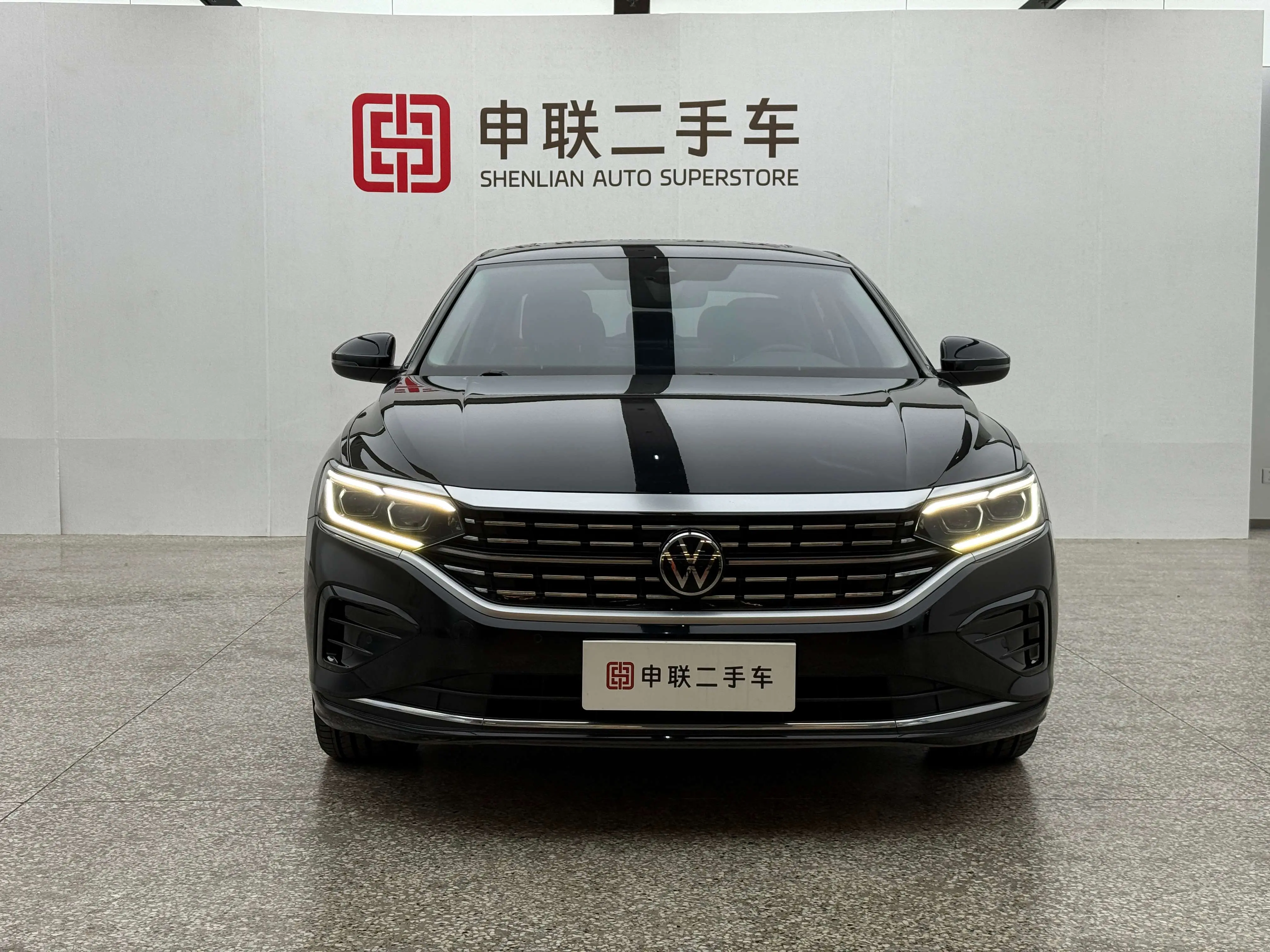 Volkswagen Passat  из Китая