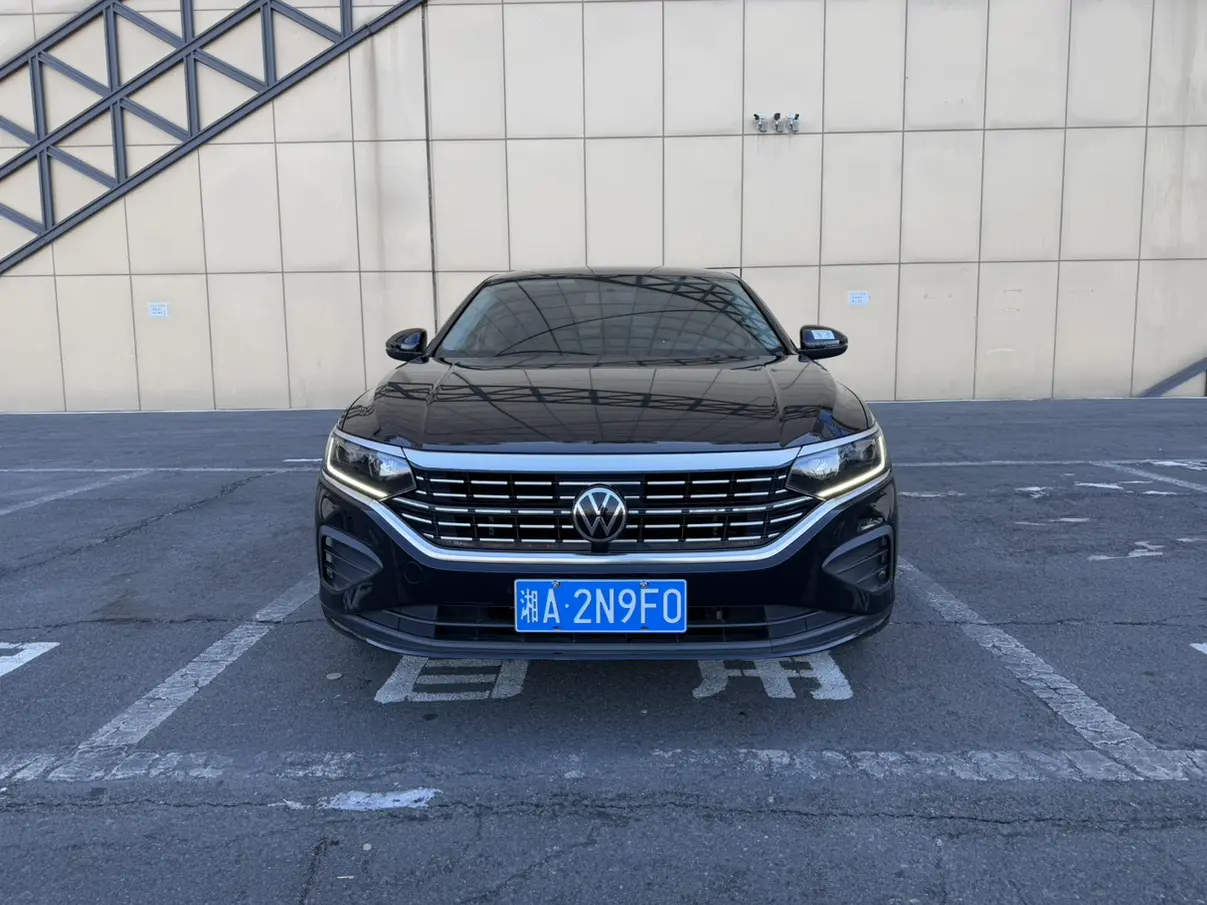 Volkswagen Passat  из Китая