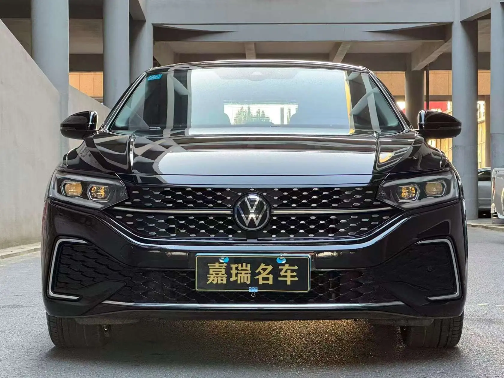 Volkswagen Passat  из Китая