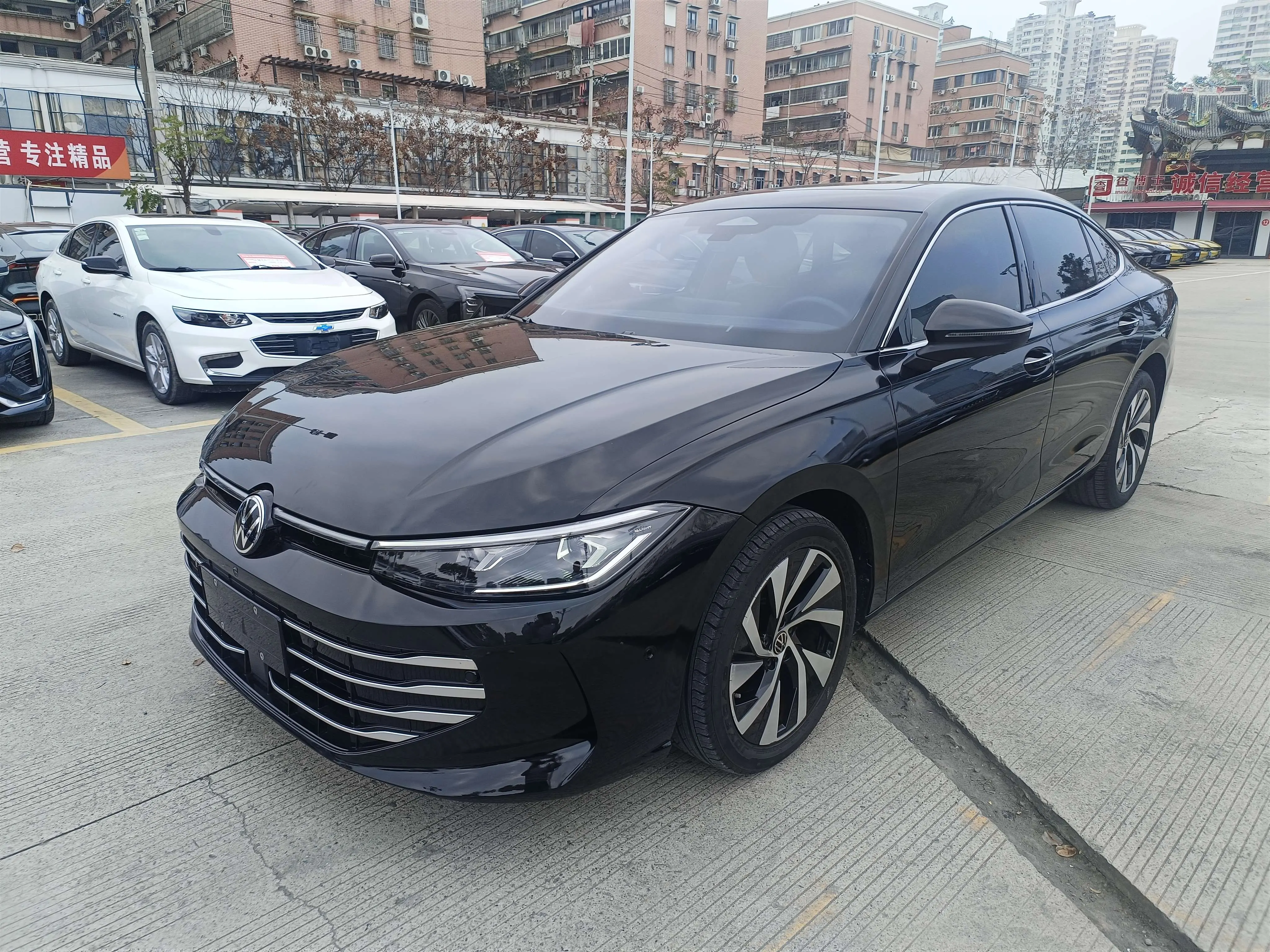 Volkswagen Passat  из Китая