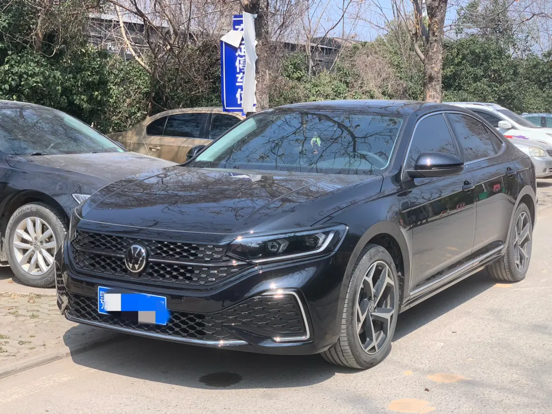 Volkswagen Passat  из Китая