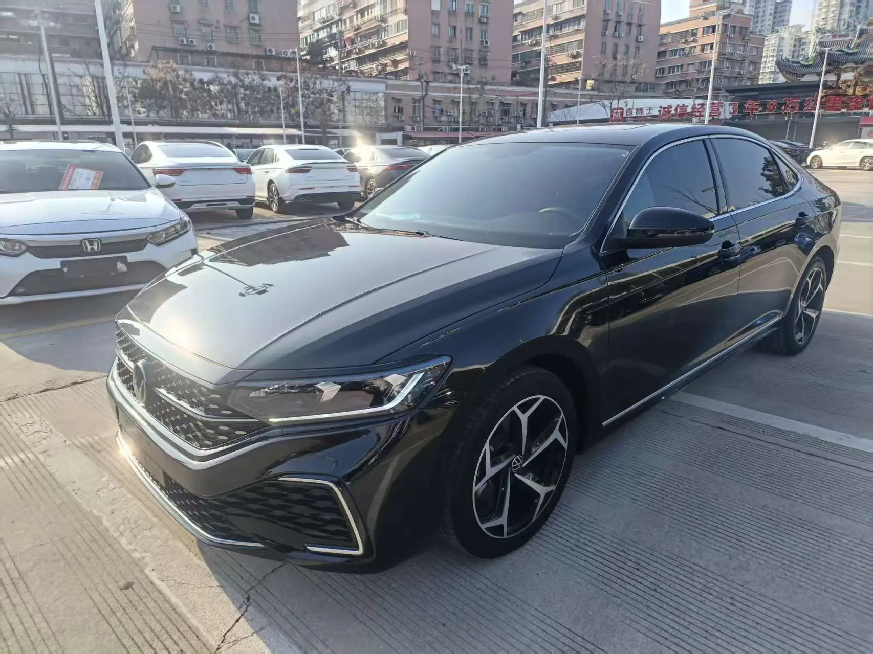 Volkswagen Passat  из Китая