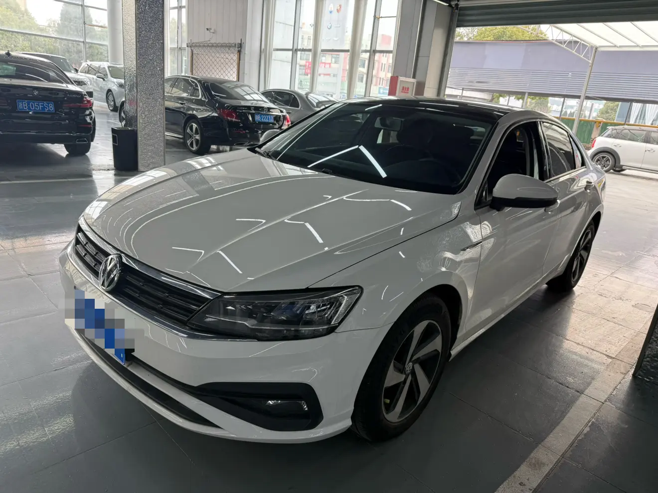 Volkswagen Lamando (Lingdu)  из Китая