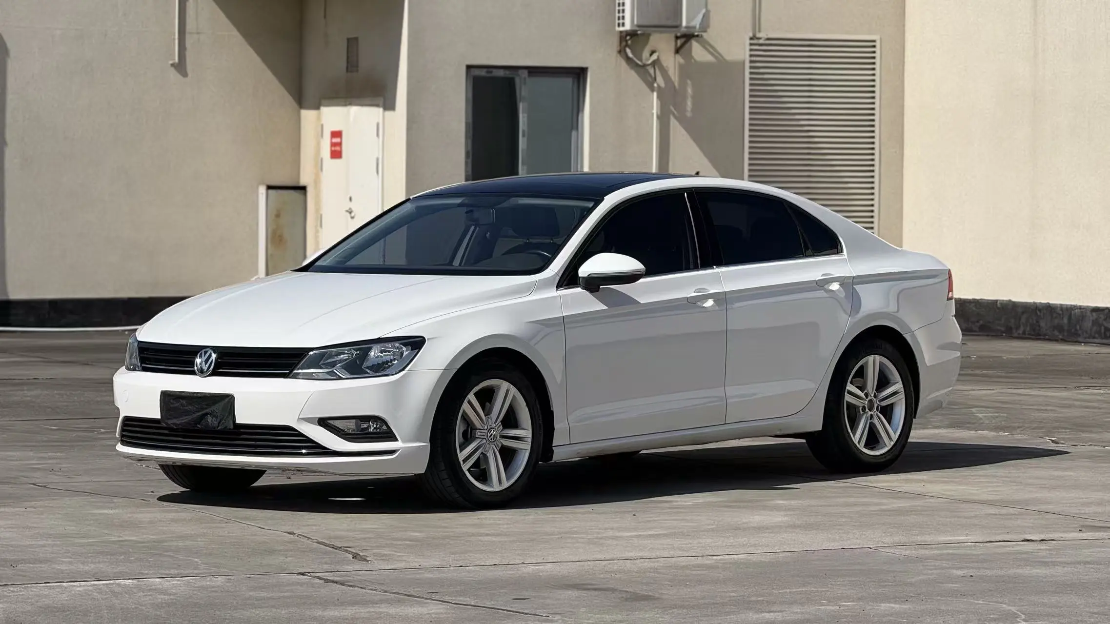 Volkswagen Lamando (Lingdu)  из Китая