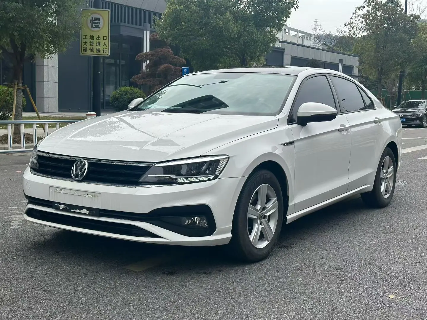 Volkswagen Lamando (Lingdu)  из Китая