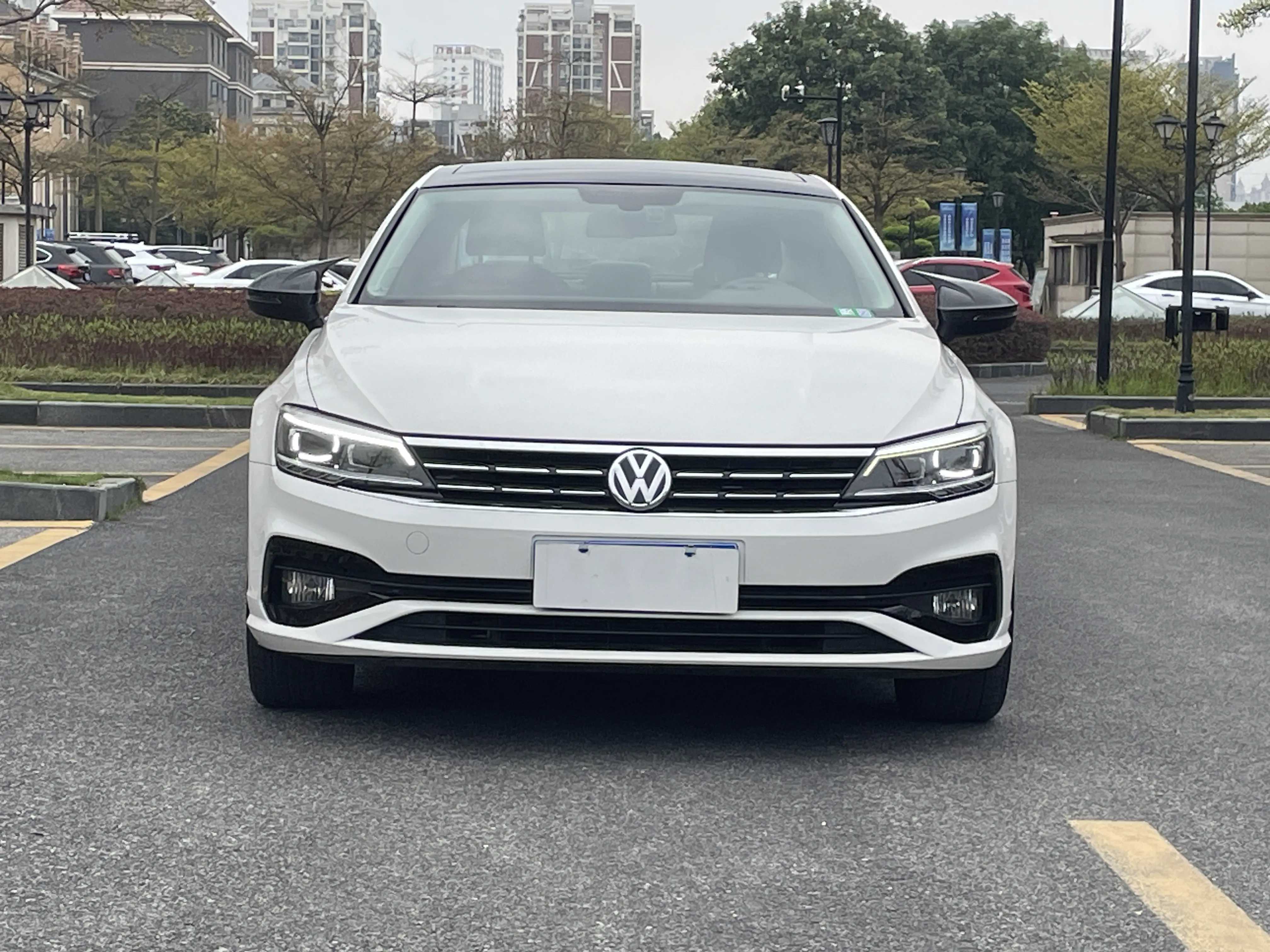 Volkswagen Lamando (Lingdu)  из Китая