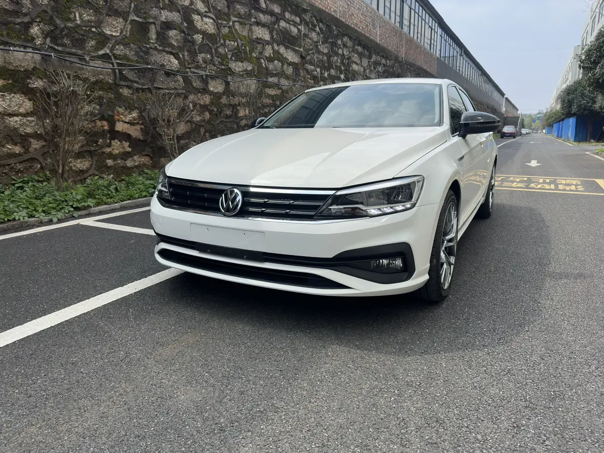 Volkswagen Lamando (Lingdu)  из Китая