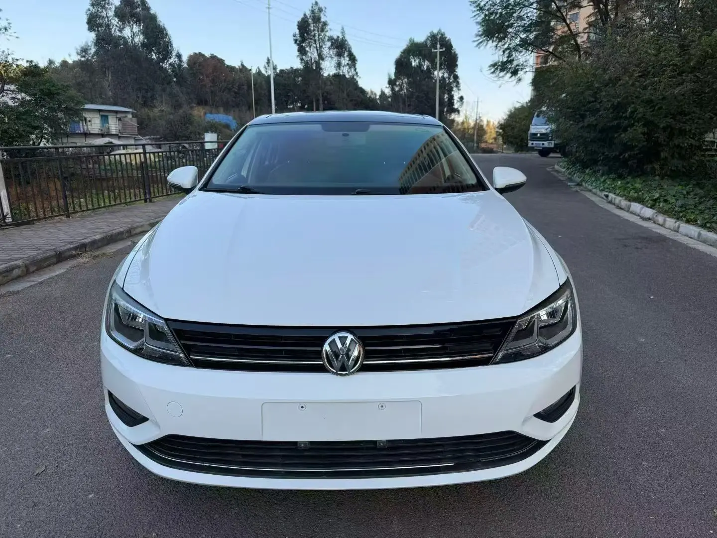 Volkswagen Lamando (Lingdu)  из Китая