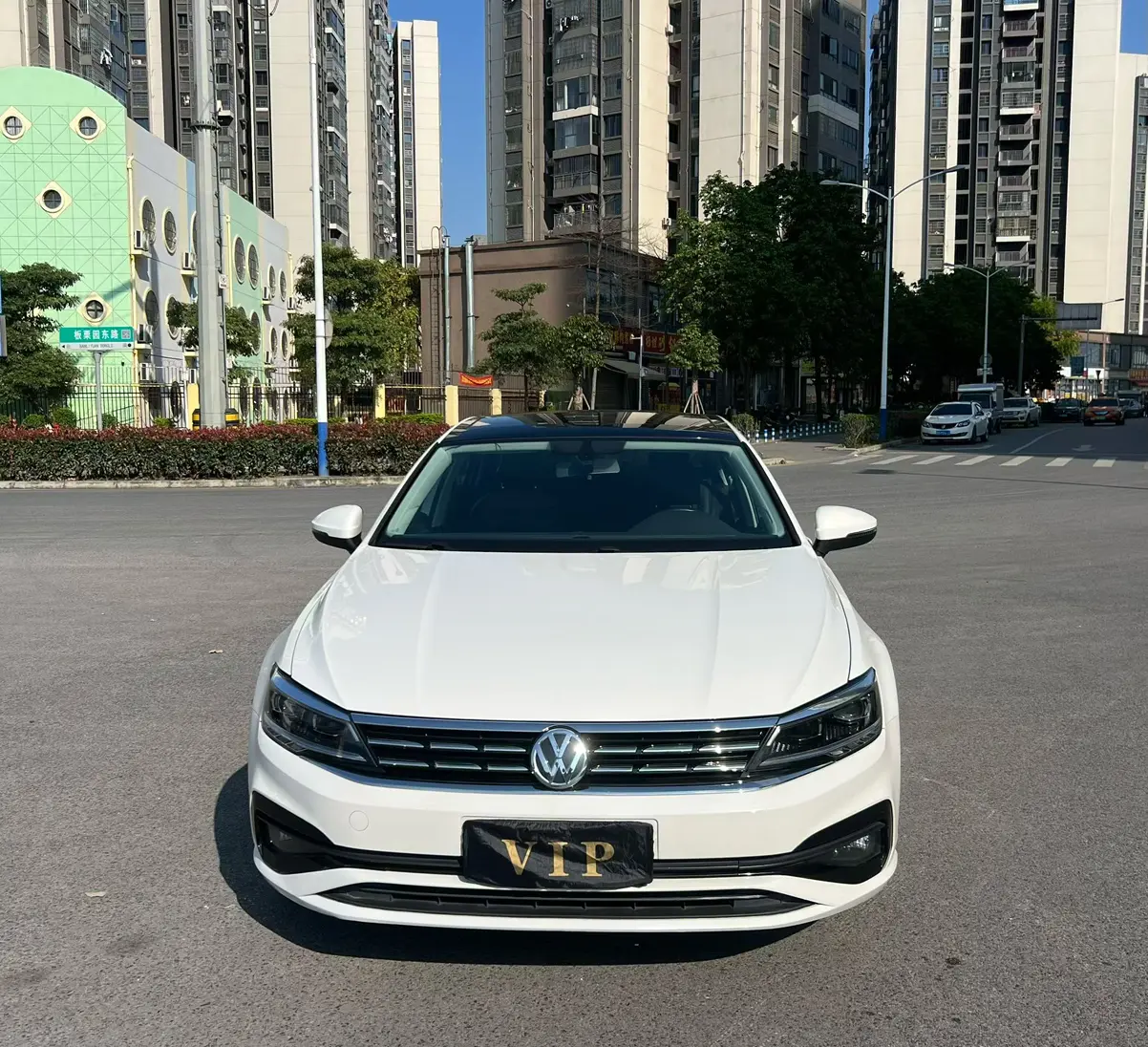 Volkswagen Lamando (Lingdu)  из Китая