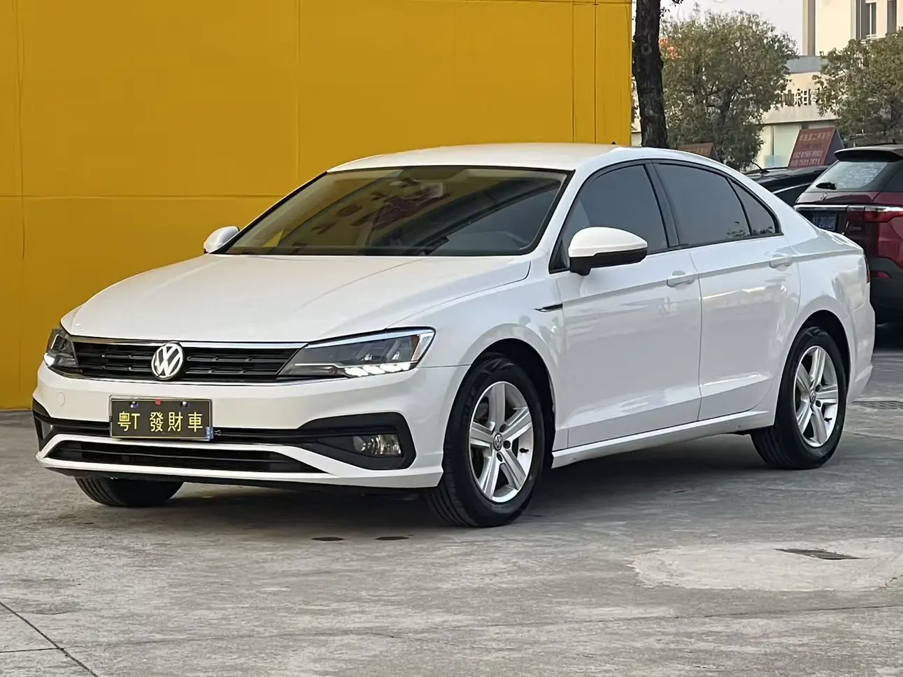 Volkswagen Lamando