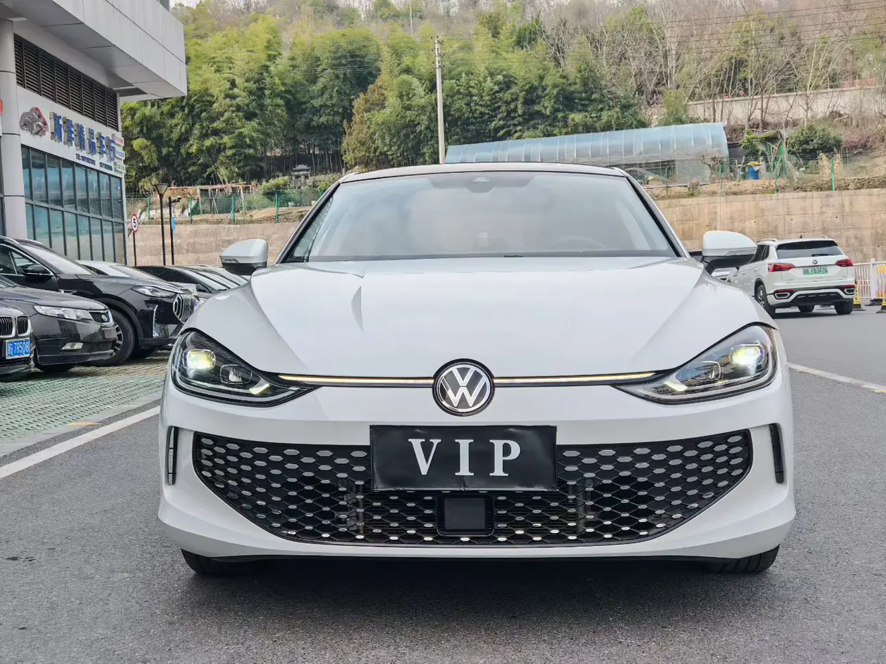 Volkswagen Lamando (Lingdu)  из Китая