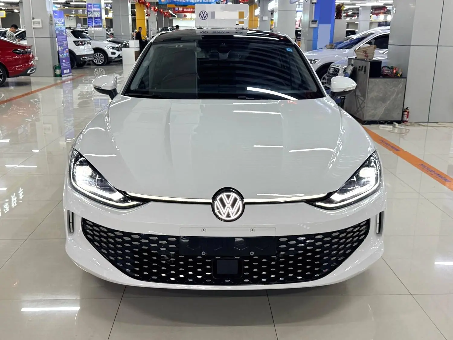 Volkswagen Lamando (Lingdu)  из Китая