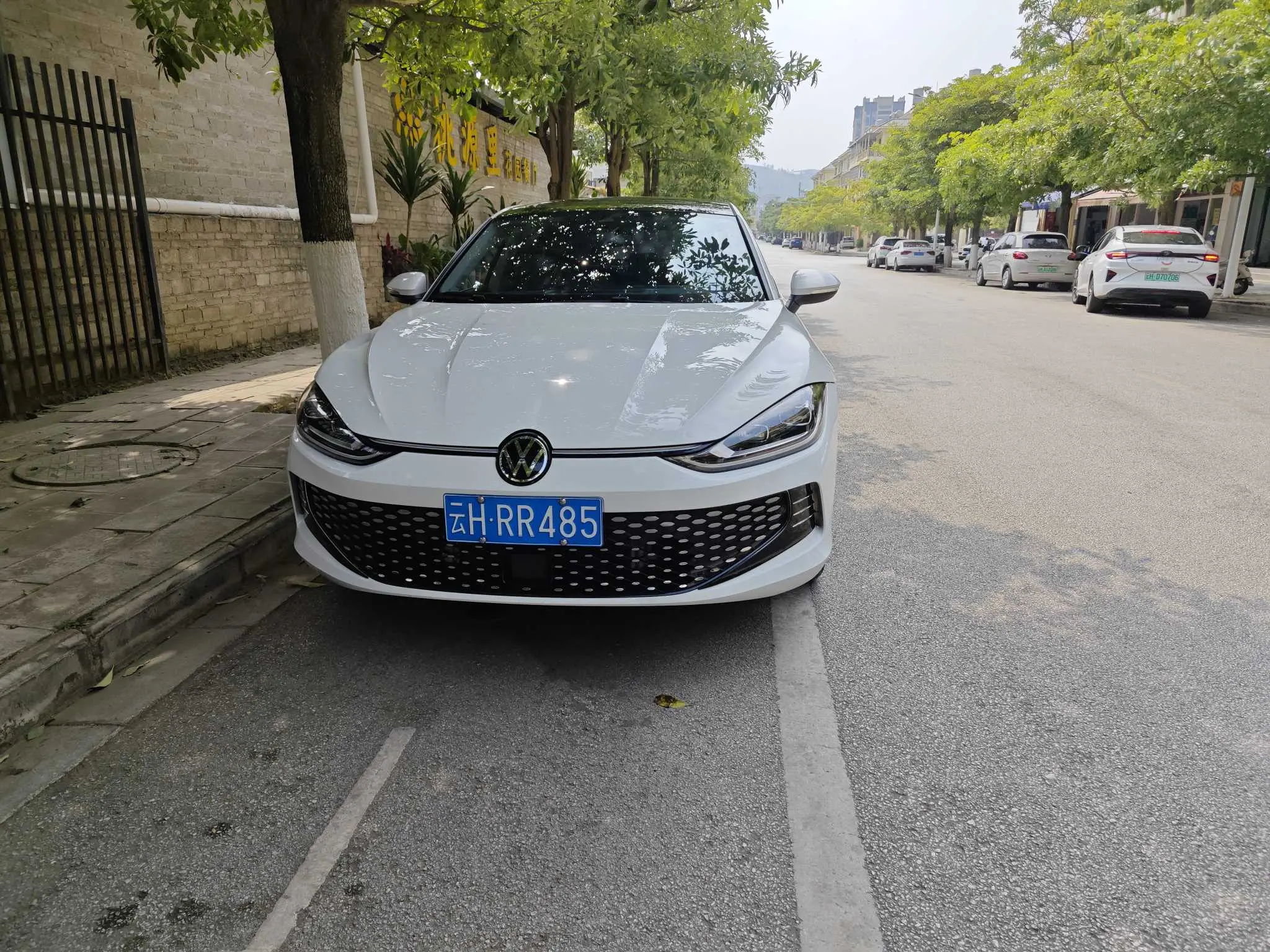 Volkswagen Lamando (Lingdu)  из Китая