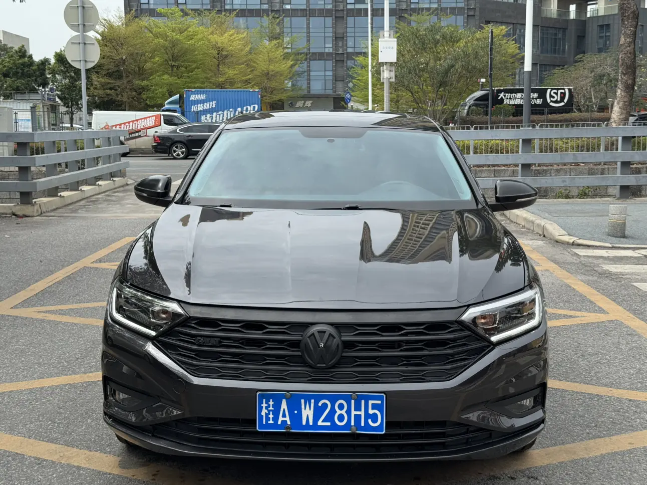 Volkswagen Sagitar  из Китая