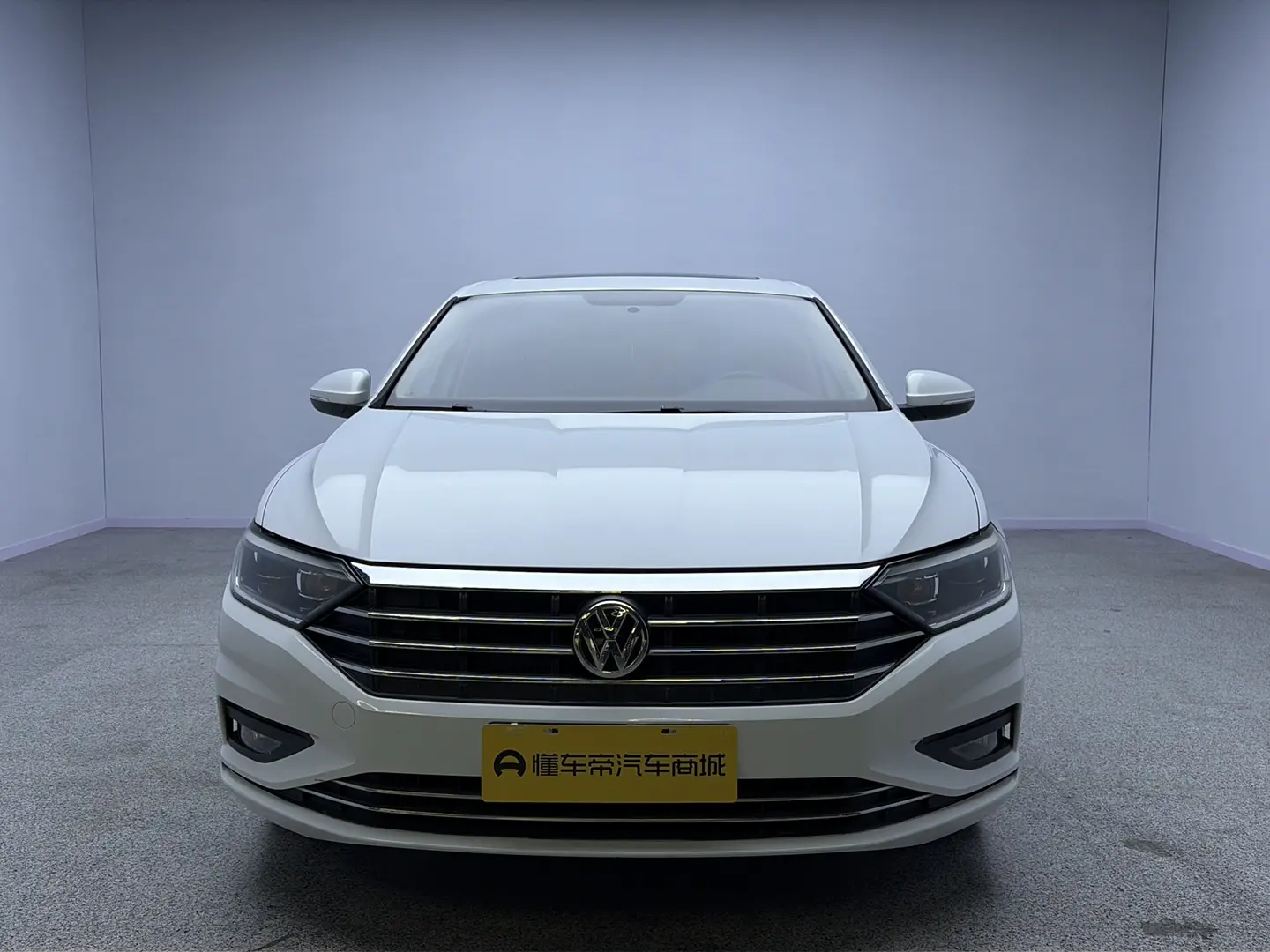 Volkswagen Sagitar  из Китая