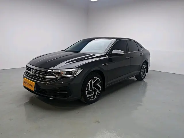 Volkswagen Sagitar  из Китая