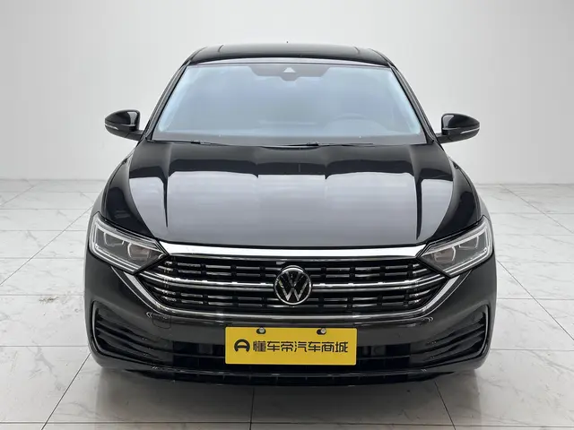 Volkswagen Sagitar  из Китая