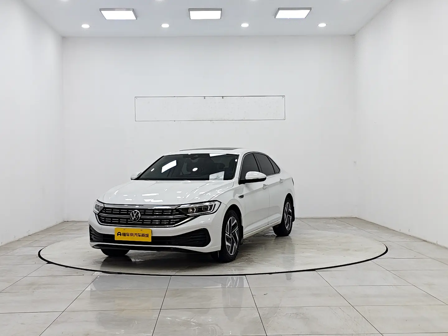 Volkswagen Sagitar  из Китая