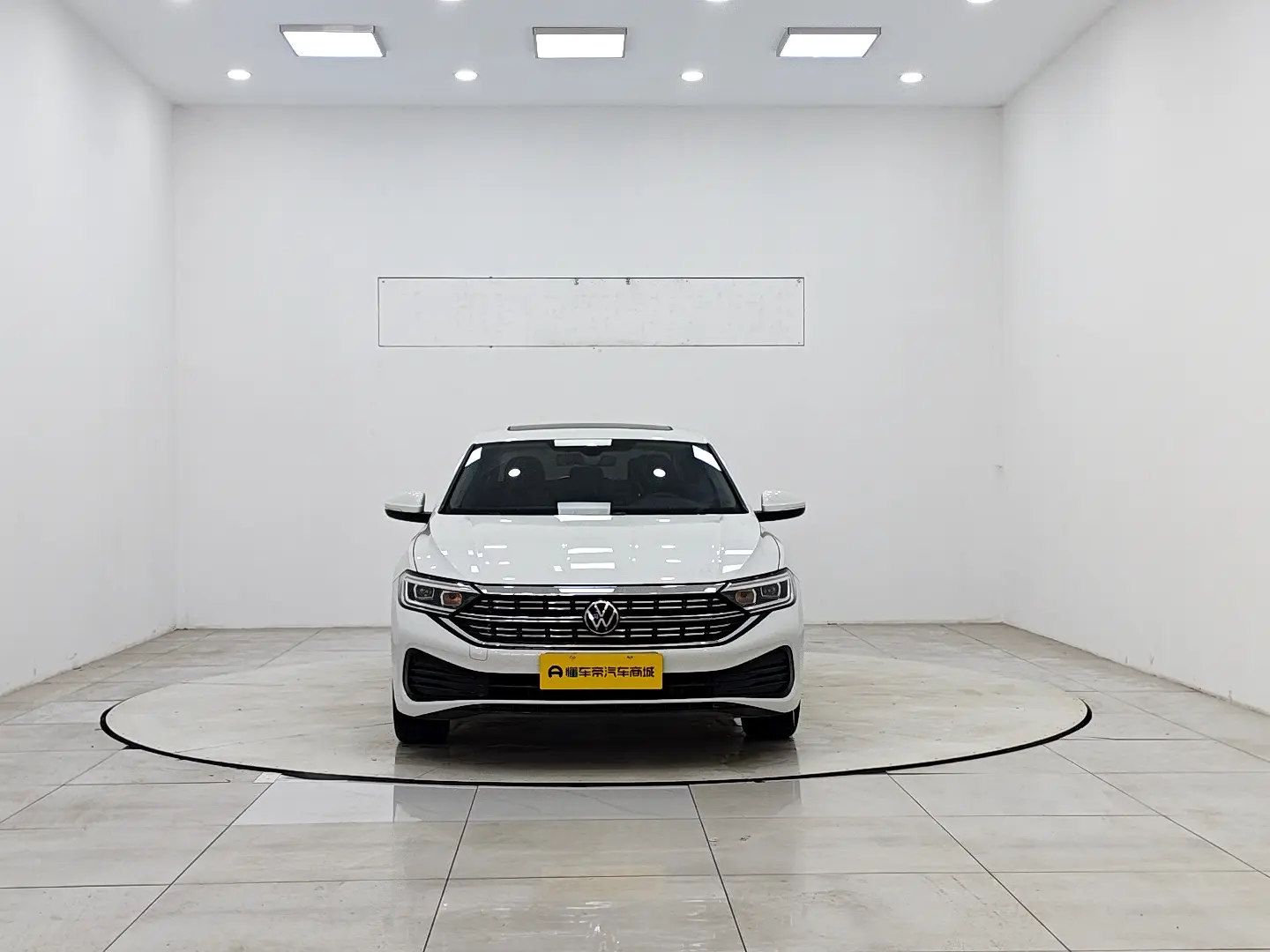 Volkswagen Sagitar  из Китая