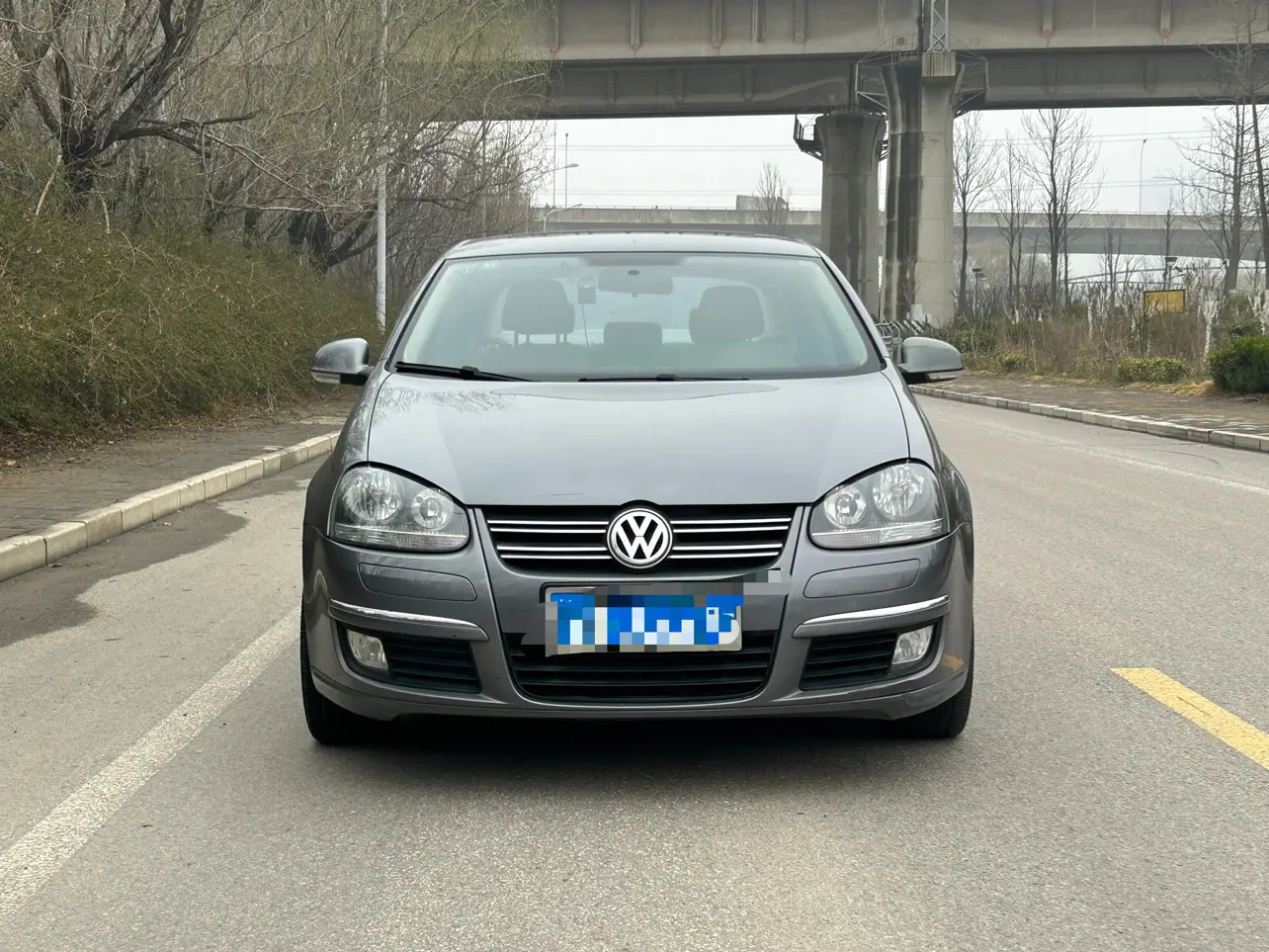 Volkswagen Sagitar  из Китая