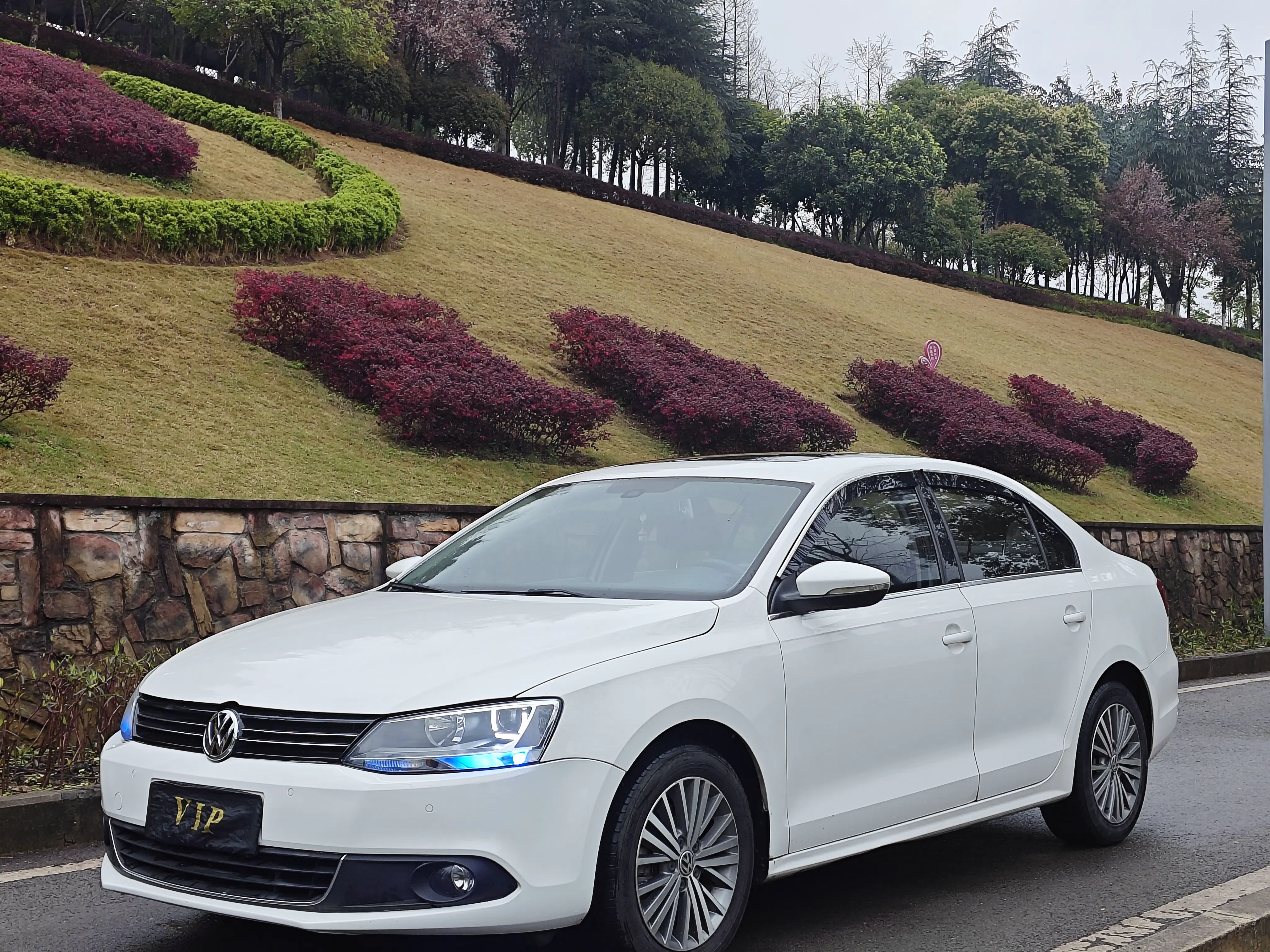 Volkswagen Sagitar  из Китая