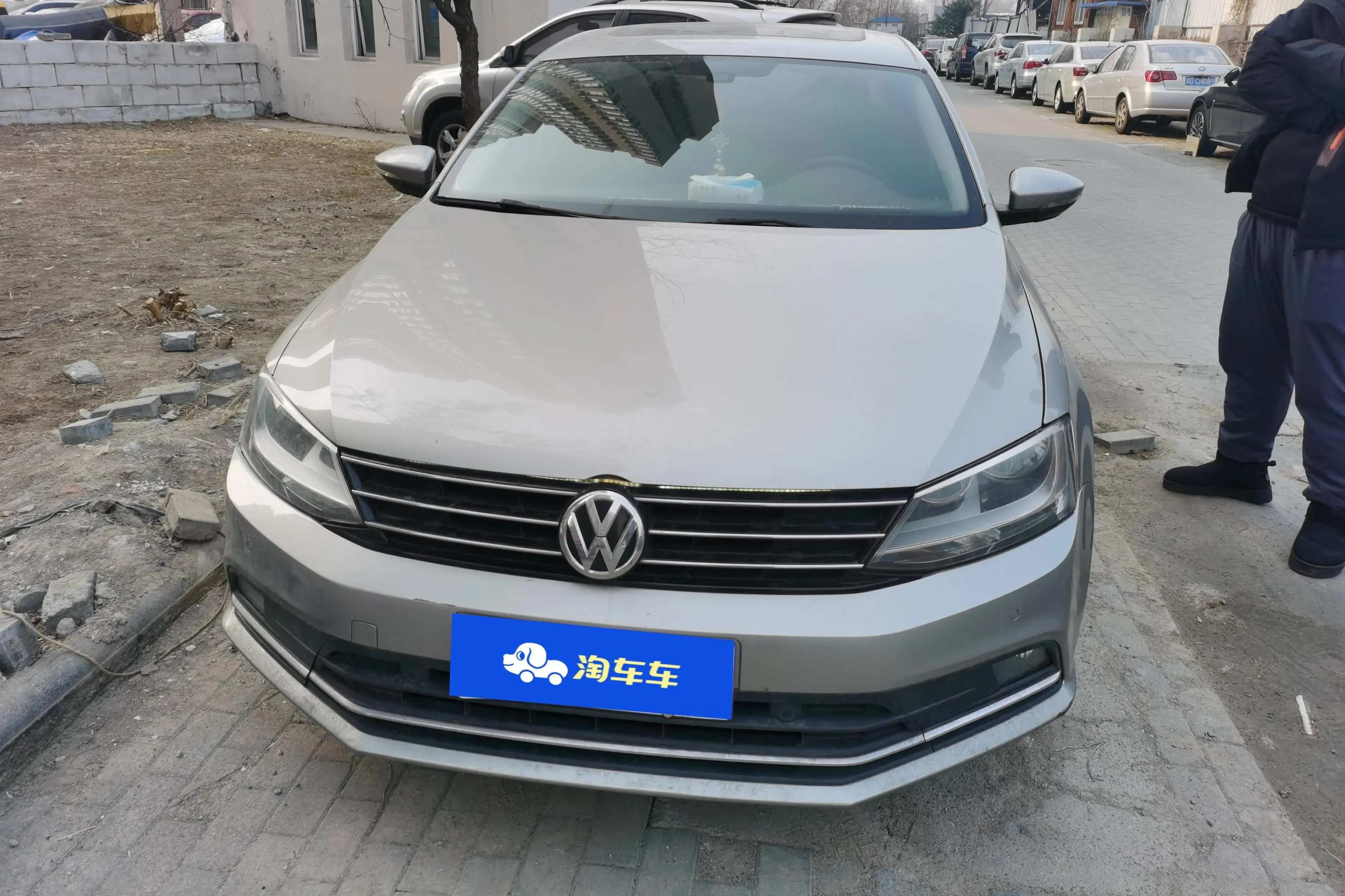 Volkswagen Sagitar  из Китая